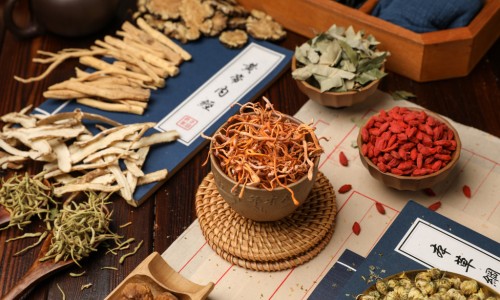 直肠给药需要塞进多深-直肠给药是塞肛门吗、直肠给药塞到什么程度 -直肠用药怎么塞网